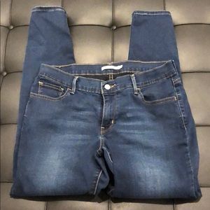 Levi’s Very Dark Super Skinny